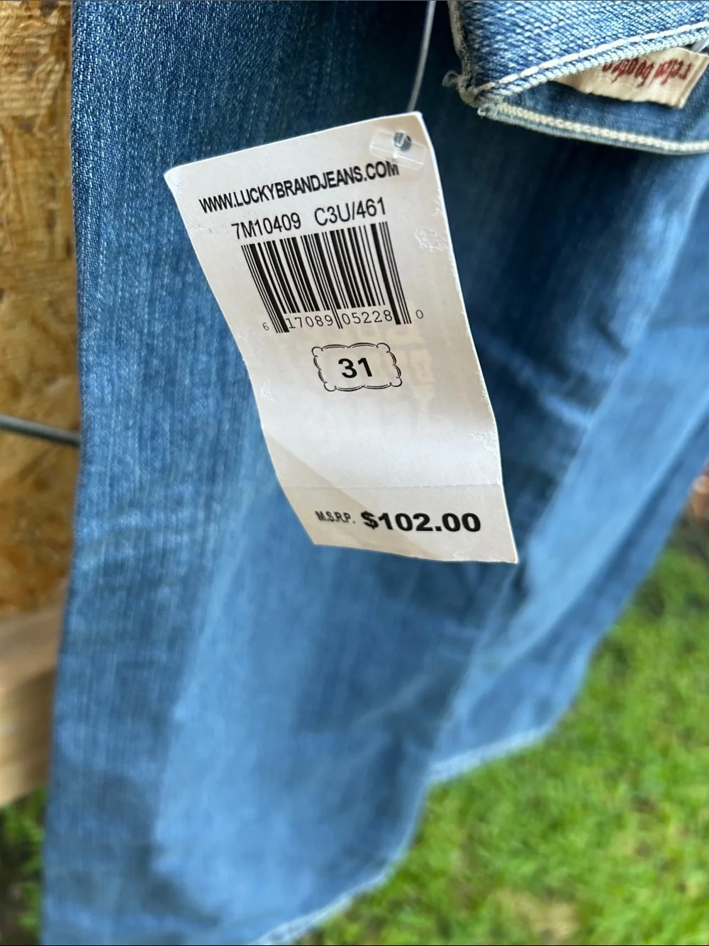 Lucky Brand Men's Relaxed Fit Jeans in Medium Blue Denim